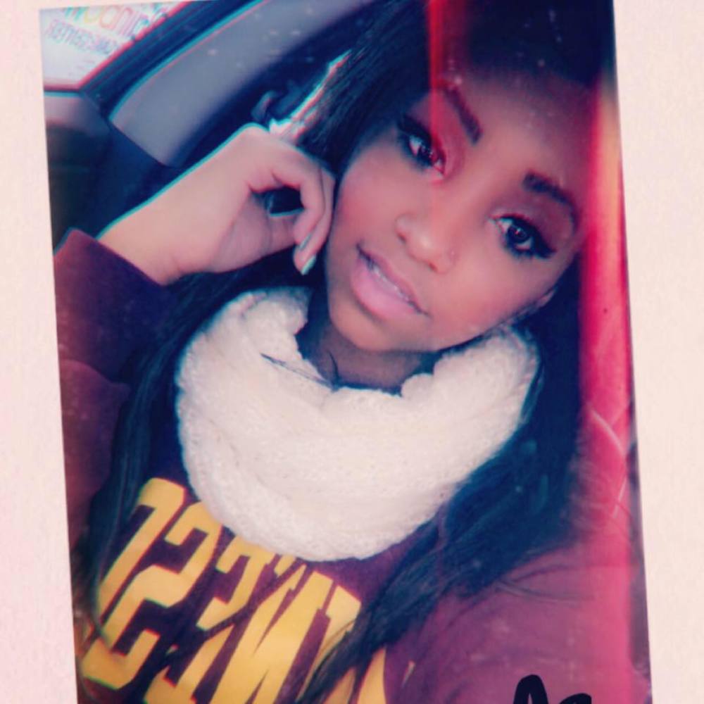 Meet your Posher, Lexi